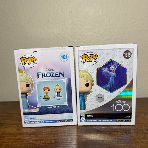 Funko Pop! Disney: Frozen - Elsa #1319 Diamond Party City + Elsa #1024 Diamond - Picture 3 of 5